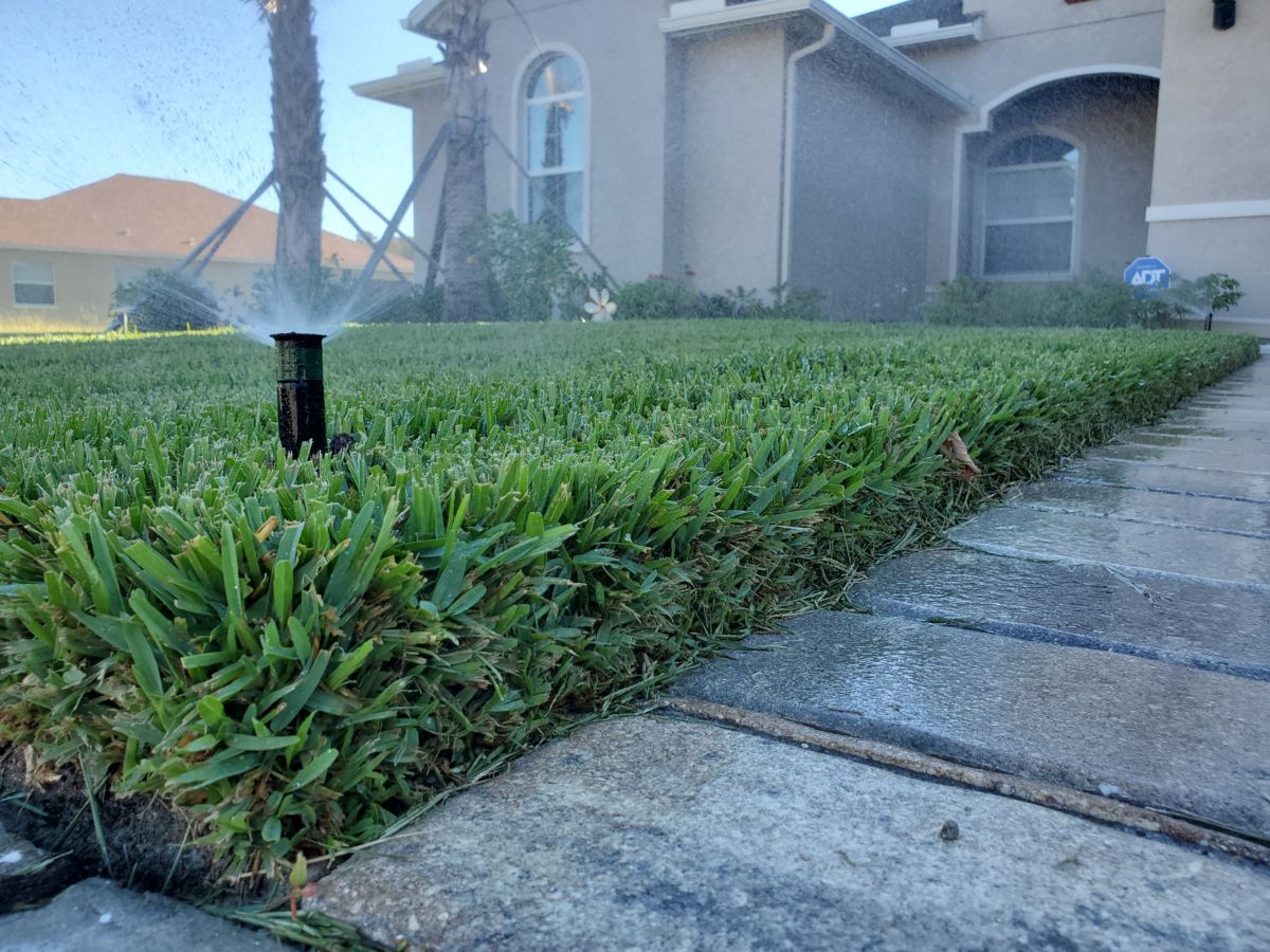 Lawn sprinkler